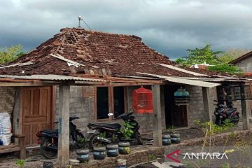 93 rumah rusak akibat bencana angin kencang di Gunungkidul