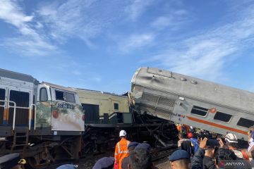 478 penumpang selamat dalam tabrakan kereta di Bandung