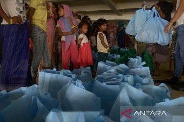 FOTO - Bantuan santri untuk imigran Rohingya di Aceh