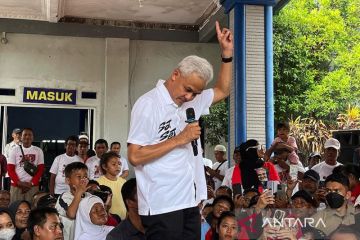 Jokowi tak hadiri HUT PDIP, Ganjar: Saya kira urusan negara nomor 1