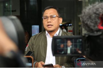 KPK bawa pihak terjaring OTT ke Jakarta