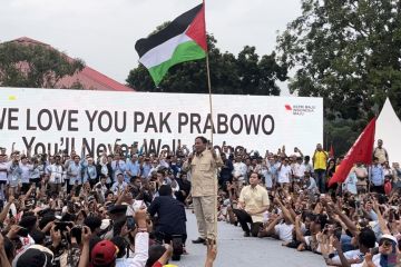 Prabowo ajak relawan di Kepri berdoa untuk warga Palestina