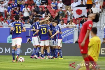 Jepang bangkit dari ketinggalan untuk menang 4-2 atas Vietnam