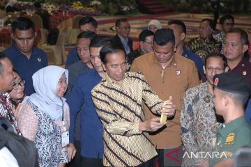 Kemarin, Jokowi kunker ke Jatim-KTP Sakti solusi pupuk mahal