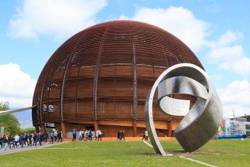 Peringati HUT ke-70, CERN gelar beragam acara sains mudah akses