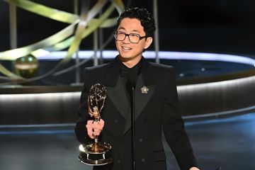 "Beef" dan "The Bear" raih piala Emmy Awards 2024 terbanyak
