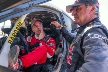 Loeb terus beri tekanan Sainz jelang dua etape terakhir Dakar 2024