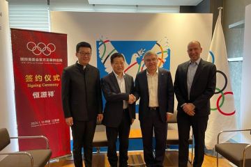 HYX China perbarui kontrak dengan IOC sebagai pemasok seragam resmi