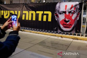 Benjamin Netanyahu dituntut mundur