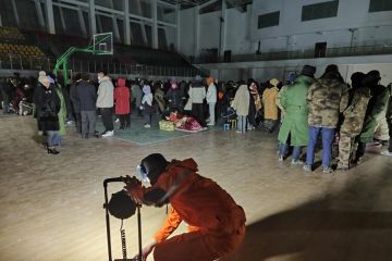 Potret upaya bantuan pascagempa bermagnitudo 7,1 di Xinjiang, China