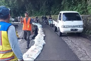 Bengkulu optimis perbaikan jalan nasional ambles rampung akhir Januari