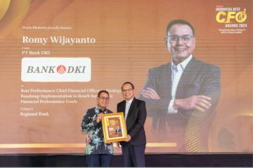 Direktur Keuangan & Strategi Bank DKI, sabet Best CFO Awards 2024