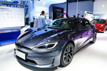 Tesla catat peningkatan pendapatan 3 persen di Q4 2023