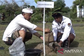 Bali inisiasi penanaman pohon diikuti seluruh Indonesia