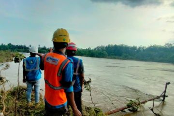 PLN pulihkan jaringan listrik terdampak banjir di Muratara dan Muba