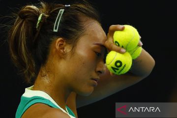Aksi Sabalenka dan Qinwen Zheng pada final Australian Open 2024