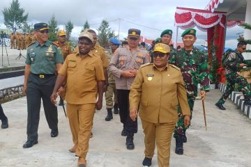 Gubernur Papua Tengah ajak warga hidup damai bangun Intan Jaya