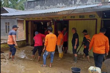 BPBD dirikan dapur umum untuk korban banjir Padang Lawas