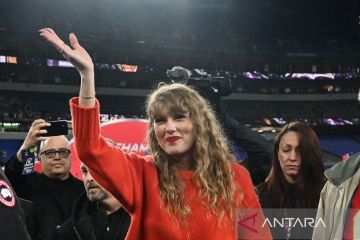 Taylor Swift kembali semangati Travis Kelce di kejuaraan AFC 2024