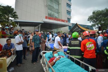 Berita unggulan terkini, ledakan di Rumah Sakit Semen Padang hingga Jokowi ubah nomenklatur Isa Al Masih jadi Yesus Kristus