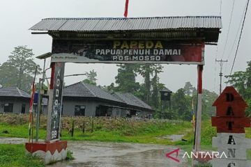 Warga Kampung Mosso di ujung timur RI saat menyambut pemungutan suara