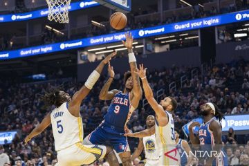 NBA: Golden State Warriors tundukan Philadelphia 76ers 119-107