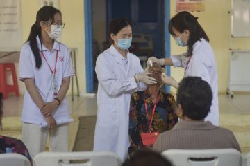 China suntikkan harapan baru bagi pasien katarak di negara berkembang