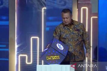 BI tekankan optimisme dan sinergi perkuat kebangkitan ekonomi di 2024