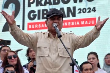 Hadir di Batam Prabowo memohon kesempatan mengabdi kepada negara