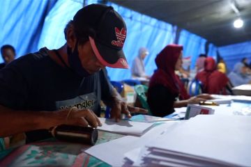 KPU Kab.Gorontalo dan Kota Malang ajukan ganti surat suara rusak