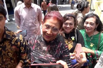 Hadiri Dhaup Ageng, Susi Pudjiastuti sebut Paku Alam X teman sekolah