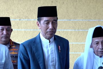 Jokowi jawab soal isu menteri mundur: Kabarnya dari siapa?