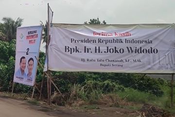 Jokowi ke Serang, APK Prabowo-Gibran jadi perhatian Bawaslu