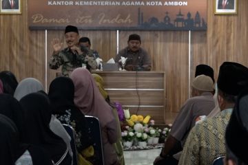 kakankemenag Ambon berikan bimbingan manasik haji