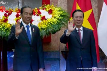 Presiden Jokowi sambut investasi mobil listrik asal Vietnam