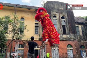 Barongsai di Yangon bersiap sambut Tahun Baru Imlek
