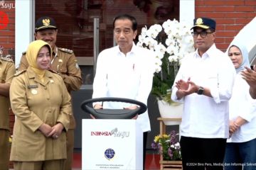 Resmikan empat terminal sekaligus, Jokowi ingin citra preman hilang