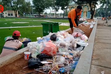 Sampah Tahun Baru di Kota Tangerang meningkat 30 persen
