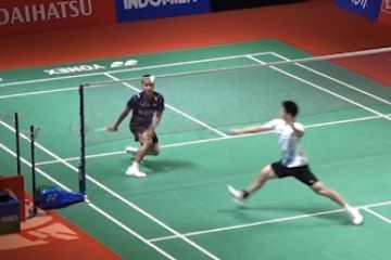Ginting kalah dramatis pada semifinal Indonesia Masters 2024