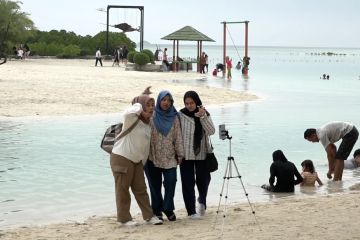 Wisatawan yang bertahun baru di Kepulauan Seribu meningkat signifikan