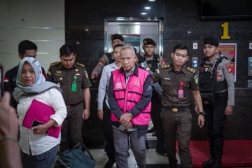 Kejati Sulsel menahan rekanan Surveyor Indonesia dugaan korupsi 