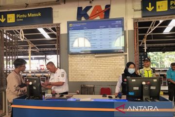 KAI Cirebon siapkan 14.210 tiket selama libur panjang Februari 2024