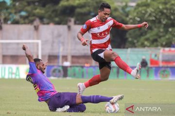 Madura United melawan Rans Nusantara berakhir imbang