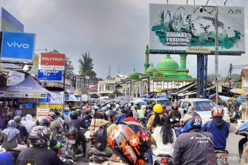 Polres rekayasa lalin jalur Puncak Bogor saat libur Isra Mi'raj-Imlek