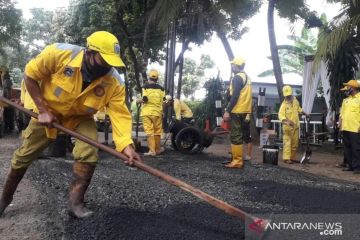 Legislator minta DKI perbaiki jalan rusak Kebon Sirih cegah kecelakaan