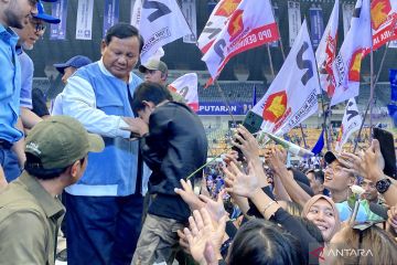 Hari ke-74 kampanye, Prabowo ke Sidoarjo dan Gibran ke Bandung 