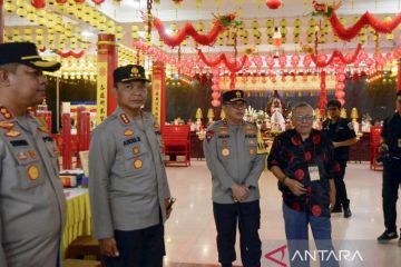 Kapolda Lampung cek pengaman Vihara