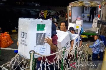 KPU Natuna fokus distribusian logistik pemilu ke PPK terjauh