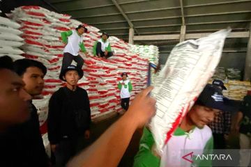 PT Pupuk Kujang pasok pupuk diskon bantu petani Garut saat musim tanam