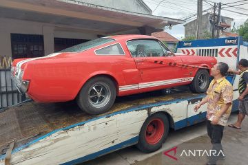 KPK sita tujuh bidang tanah dan Ford Mustang Andhi Pramono